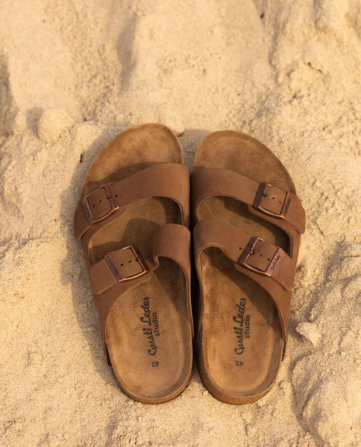 ModeNewstead Vondra – Men's Leather Sandals