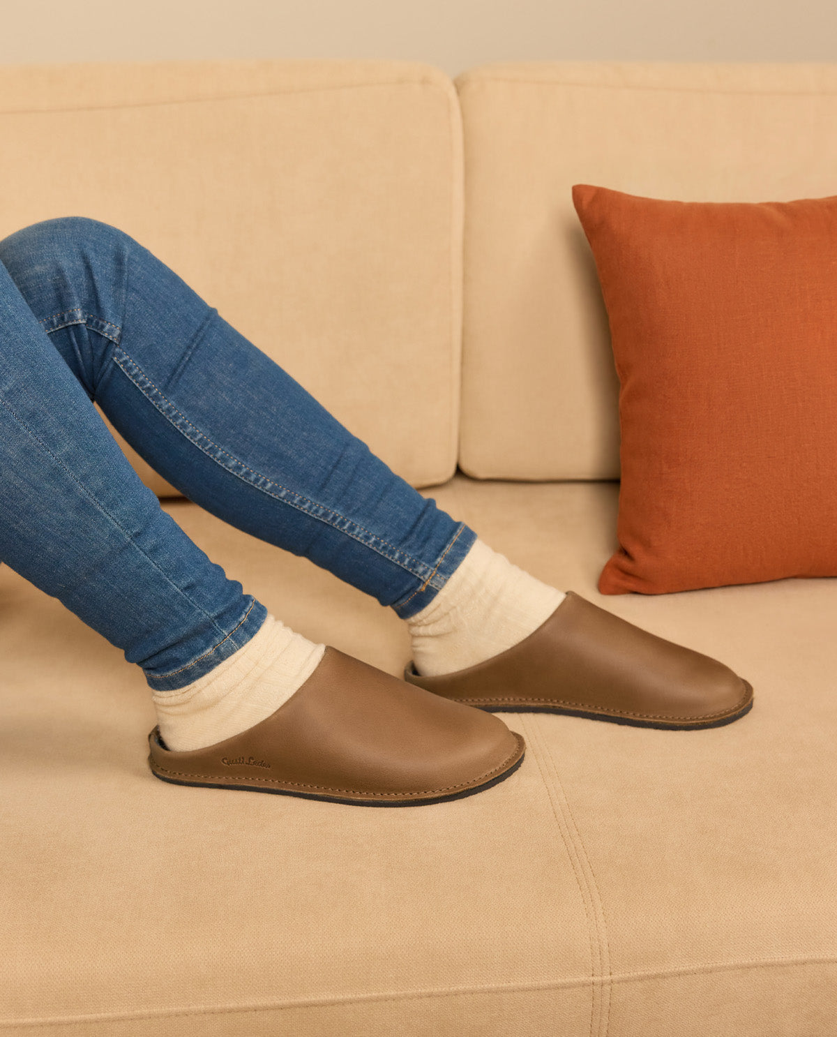 ModeNewstead Alessio – Women's Leather Slippers